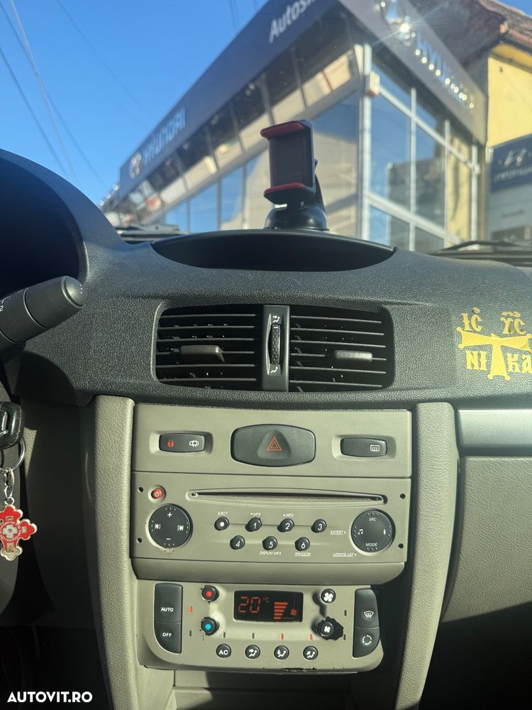 Renault Symbol 1.4 16V Best - 4