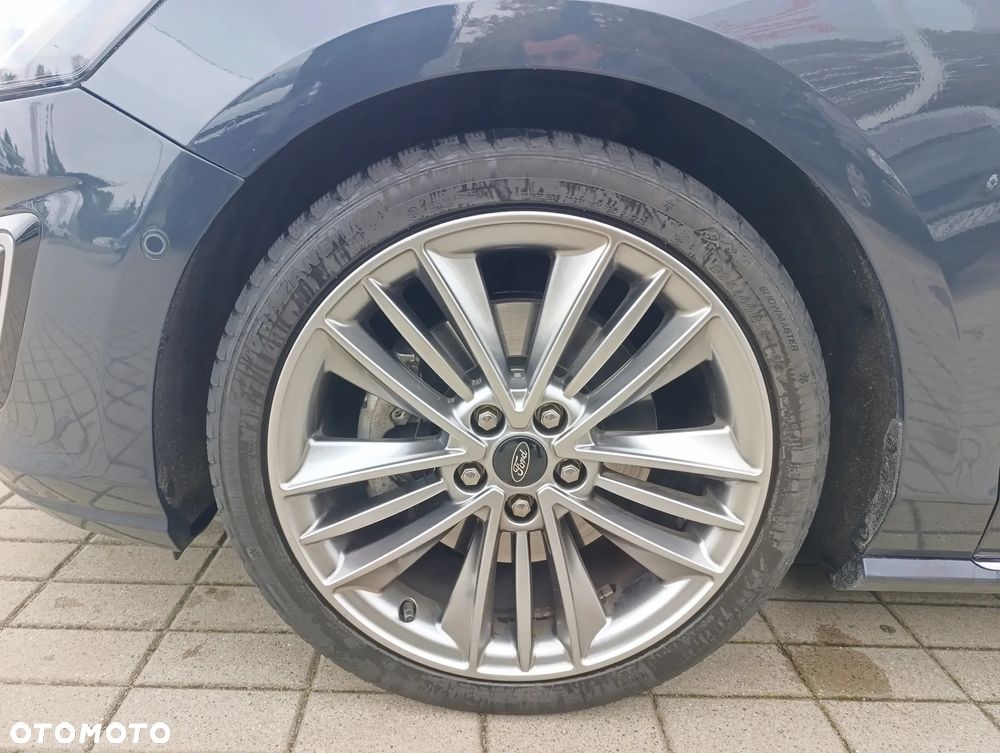 Ford Focus 2.0 EcoBlue Vignale - 11