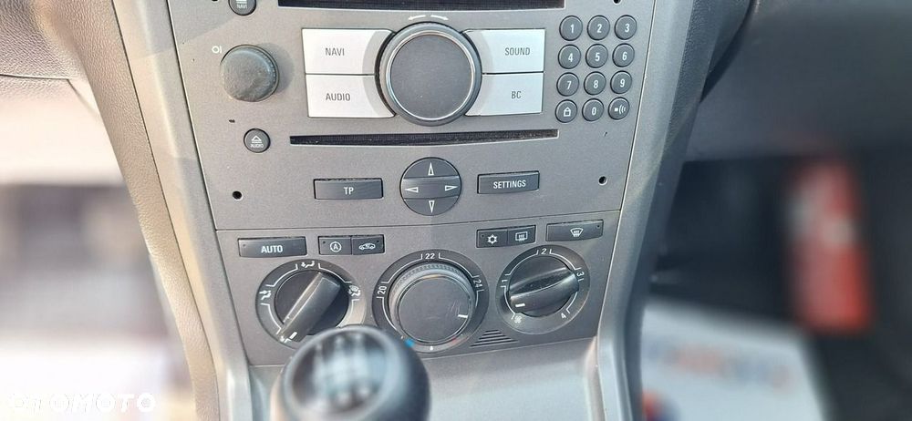 Opel Antara - 15