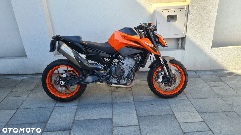 KTM Duke 790 - 1