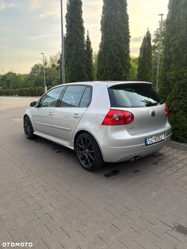 Volkswagen Golf 2.0 GTI - 4