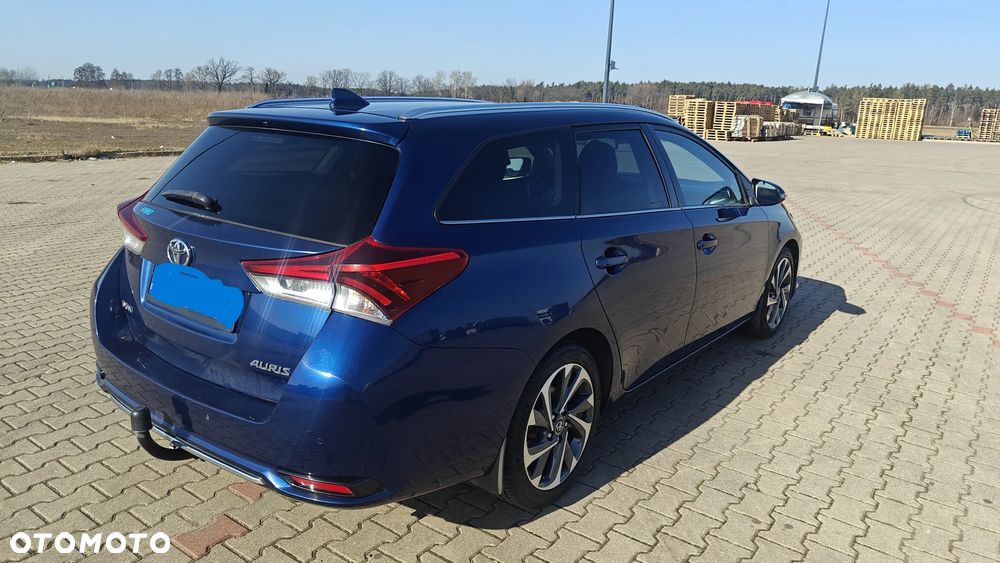 Toyota Auris 1.4 D-4D Premium Comfort - 5