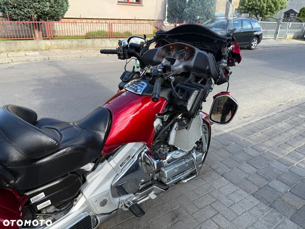 Honda GL - 28
