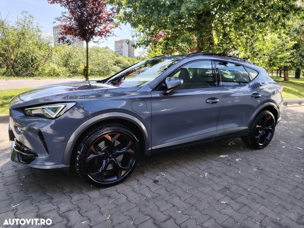 Cupra Formentor VZ 1.4 e-Hybrid DSG Tribe Edition - 3