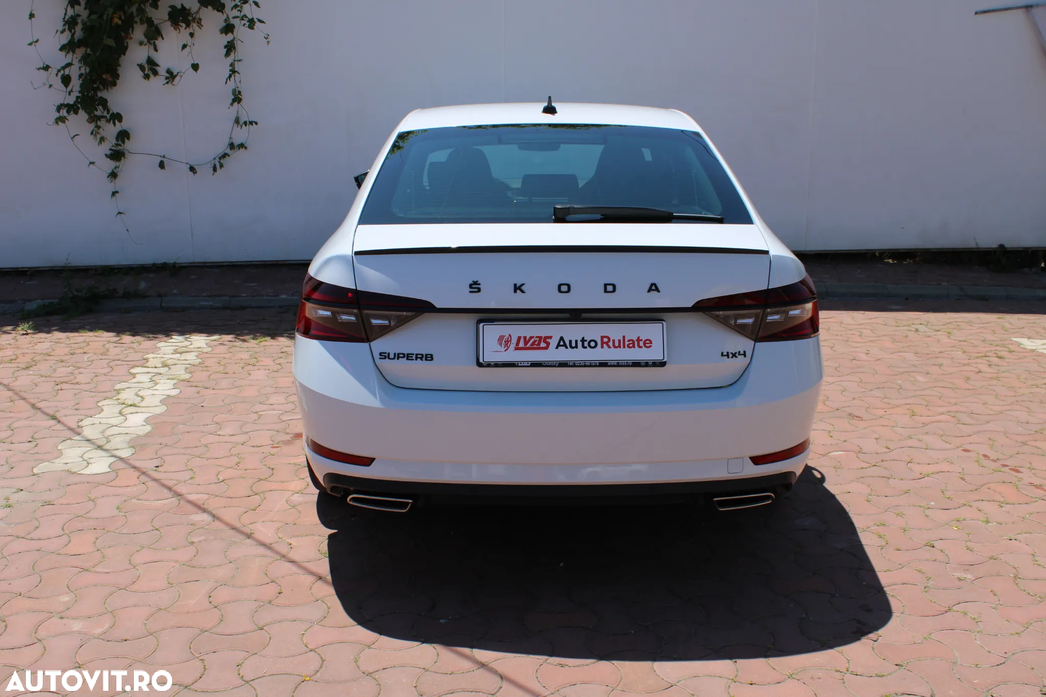 Skoda Superb 2.0 TSI 4X4 DSG Sportline - 4
