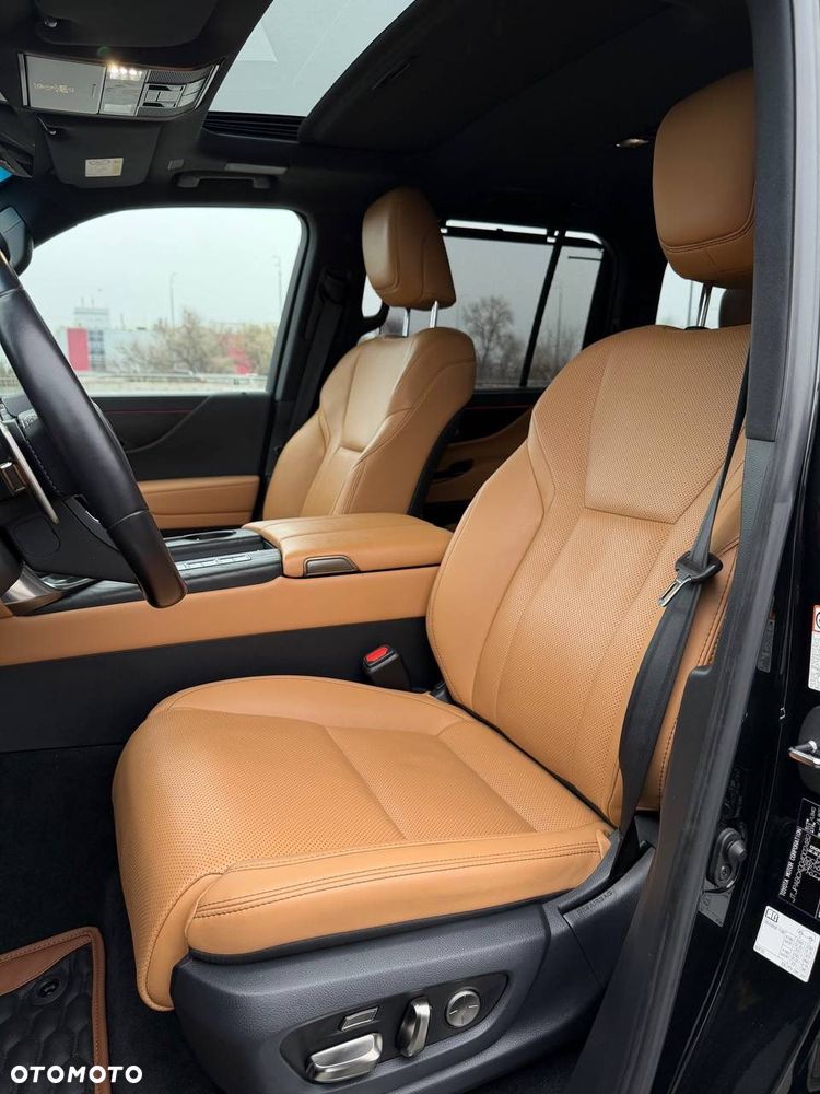 Lexus LX - 35