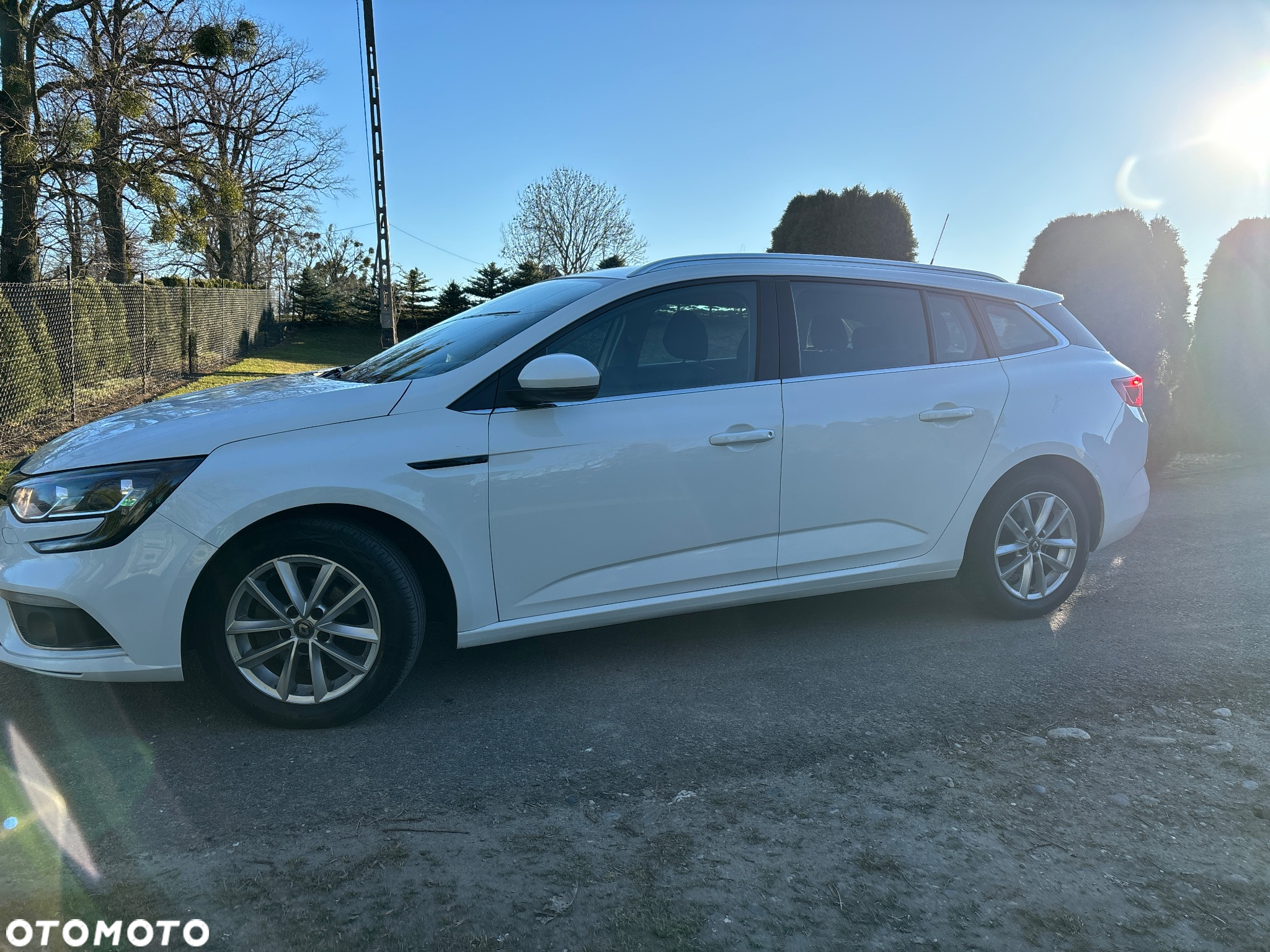 Renault Megane 1.5 dCi Intens EDC - 2