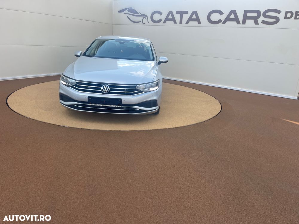 Volkswagen Passat 1.5 TSI OPF DSG Business - 2
