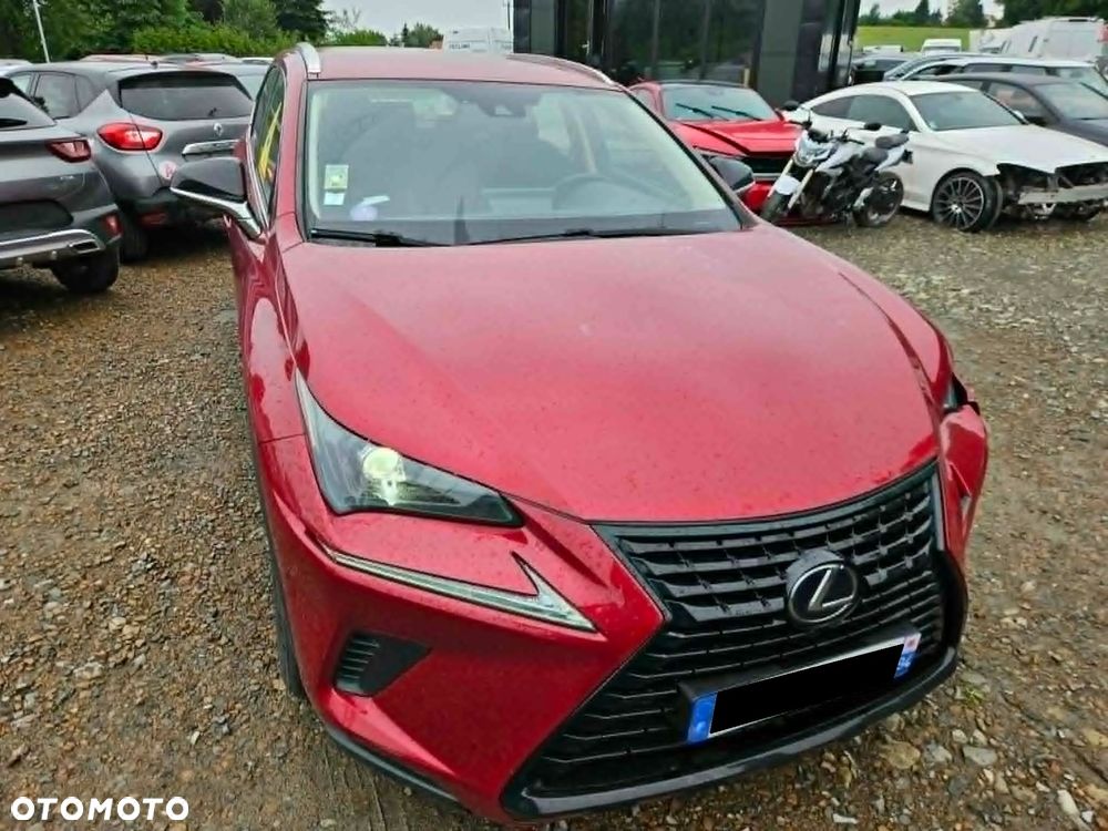 Lexus NX 300h Business Edition - 3