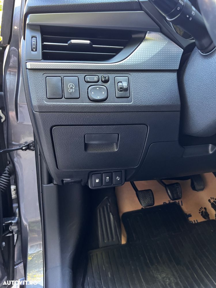 Toyota Avensis 2.0 D-4D Executive - 15