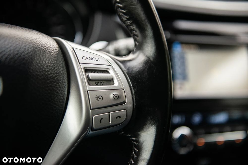 Nissan Qashqai 1.2 DIG-T Xtronic 360 - 40