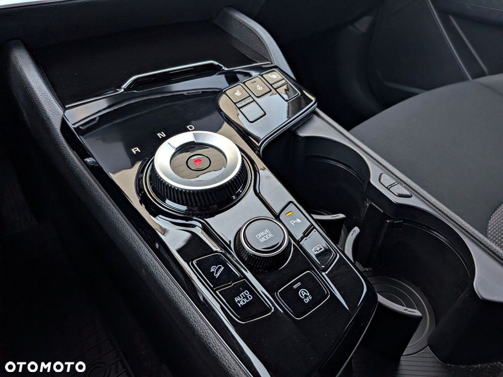 Kia Sportage 1.6 T-GDI MHEV L 2WD DCT - 24