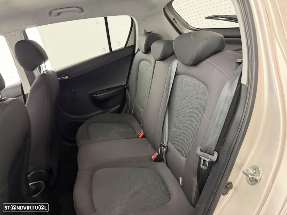 Hyundai i20 1.2 Classic - 12