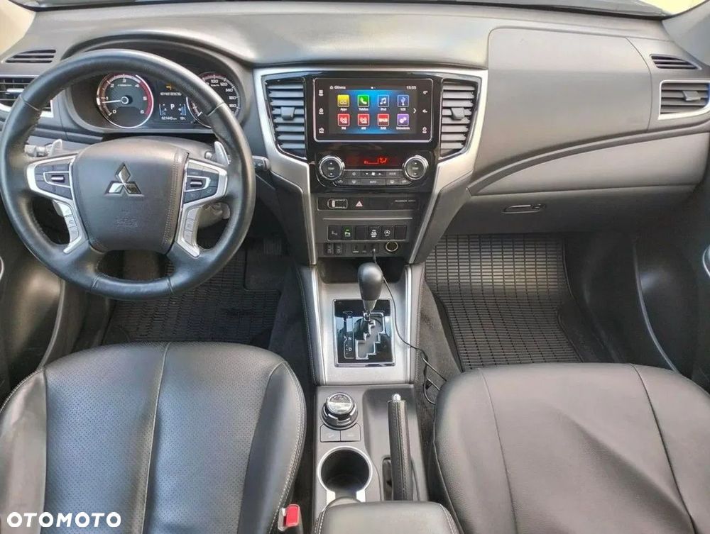 Mitsubishi L200 2.2 d DC Instyle Plus - 5