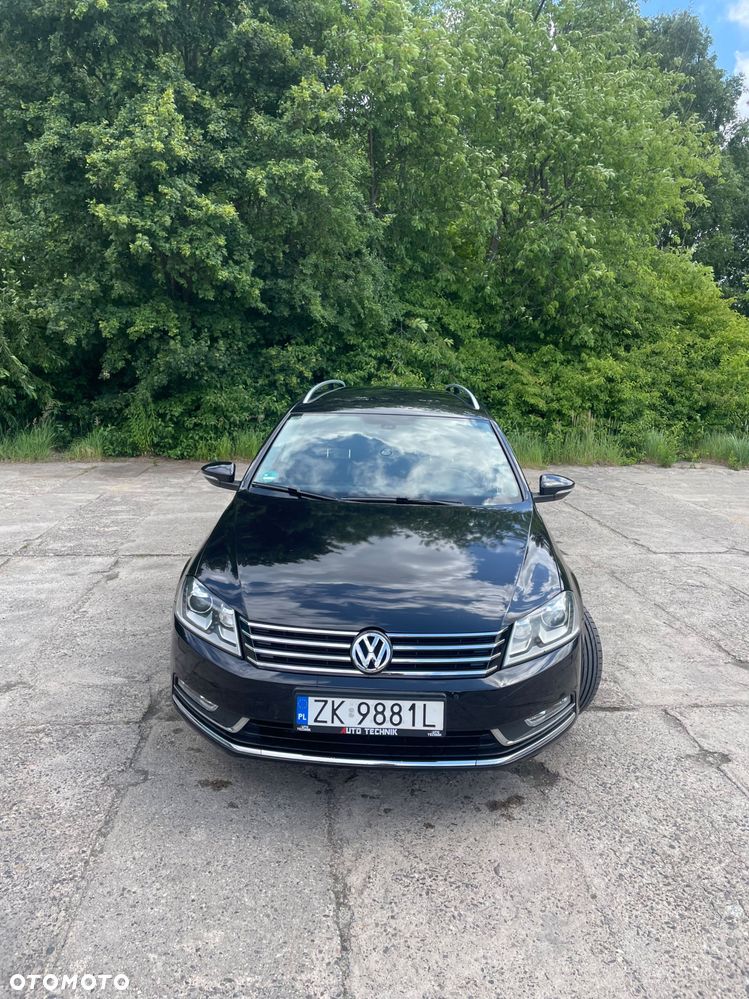 Volkswagen Passat - 2