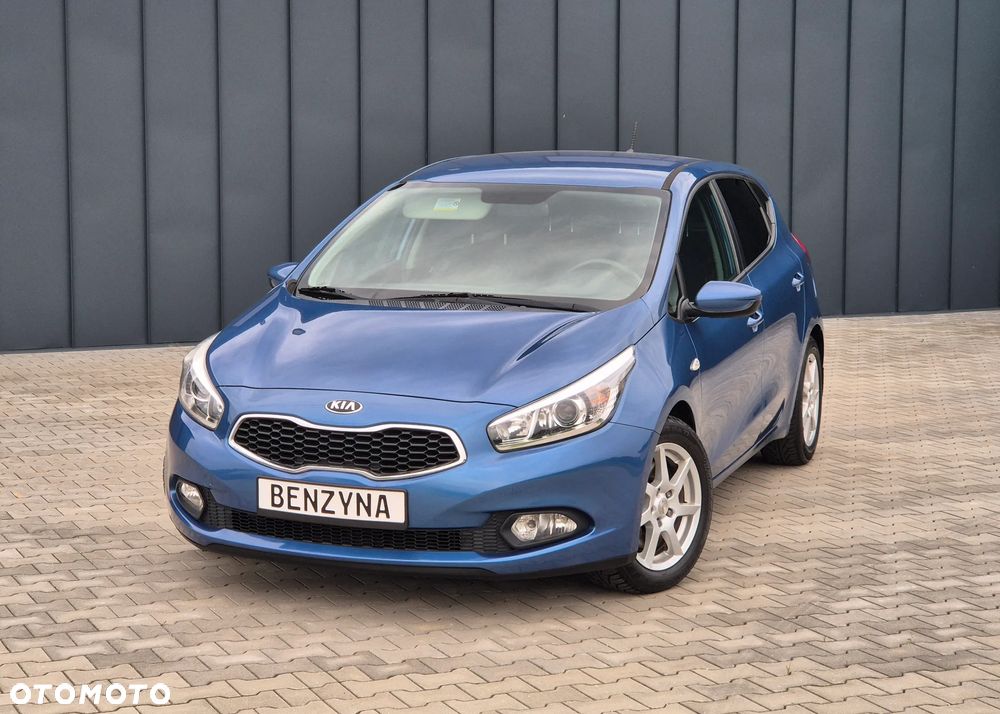 Kia Ceed - 26