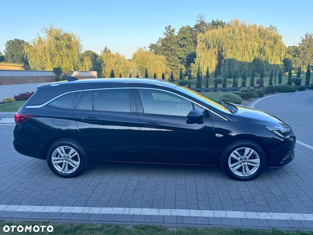 Opel Astra 1.6 CDTI Dynamic - 4