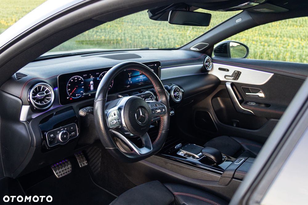 Mercedes-Benz CLA 250 AMG Line 7G-DCT - 10