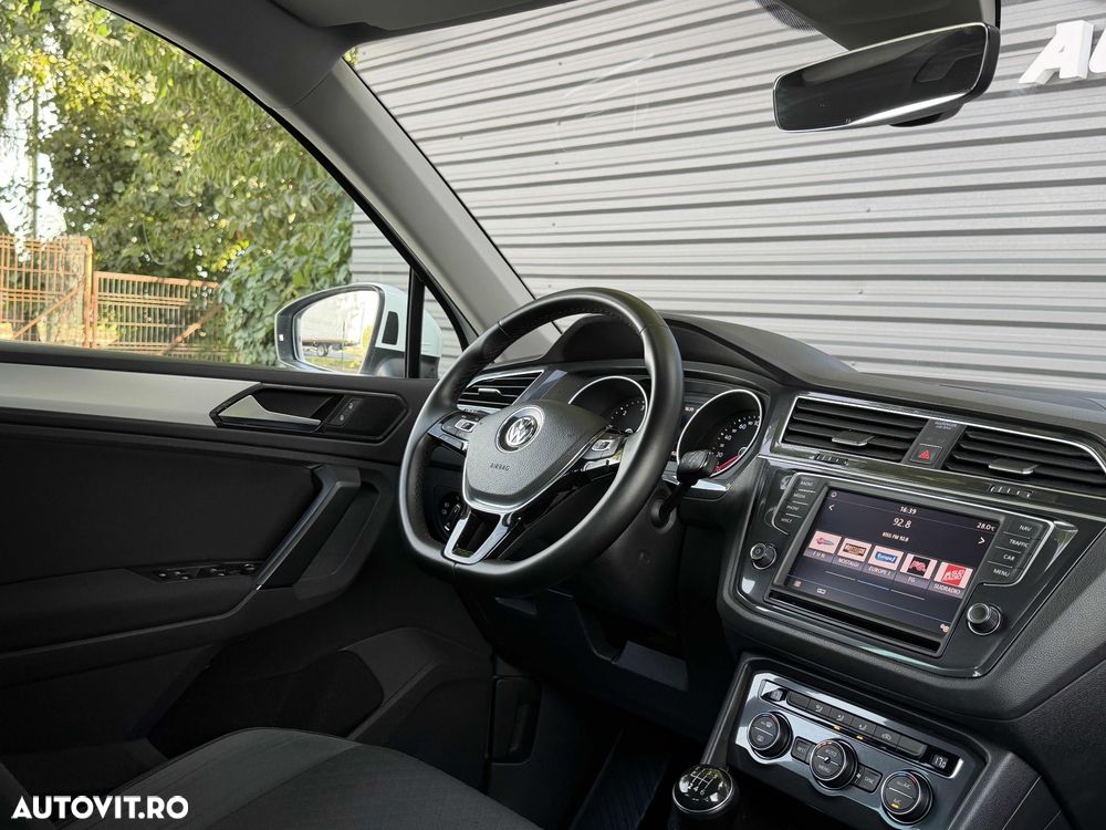 Volkswagen Tiguan 2.0 TDI SCR Comfortline - 8