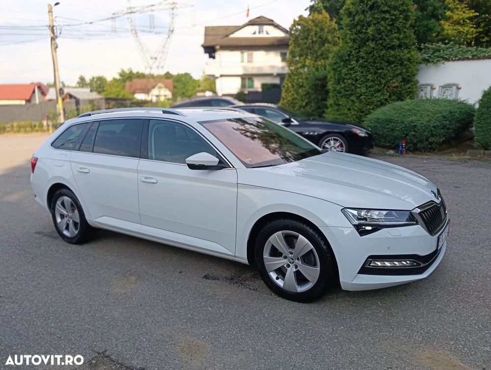 Skoda Superb 2.0 TDI DSG Sportline - 1