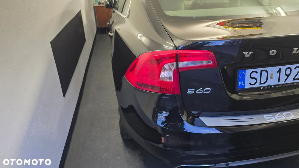 Volvo S60 T5 Geartronic Kinetic - 33