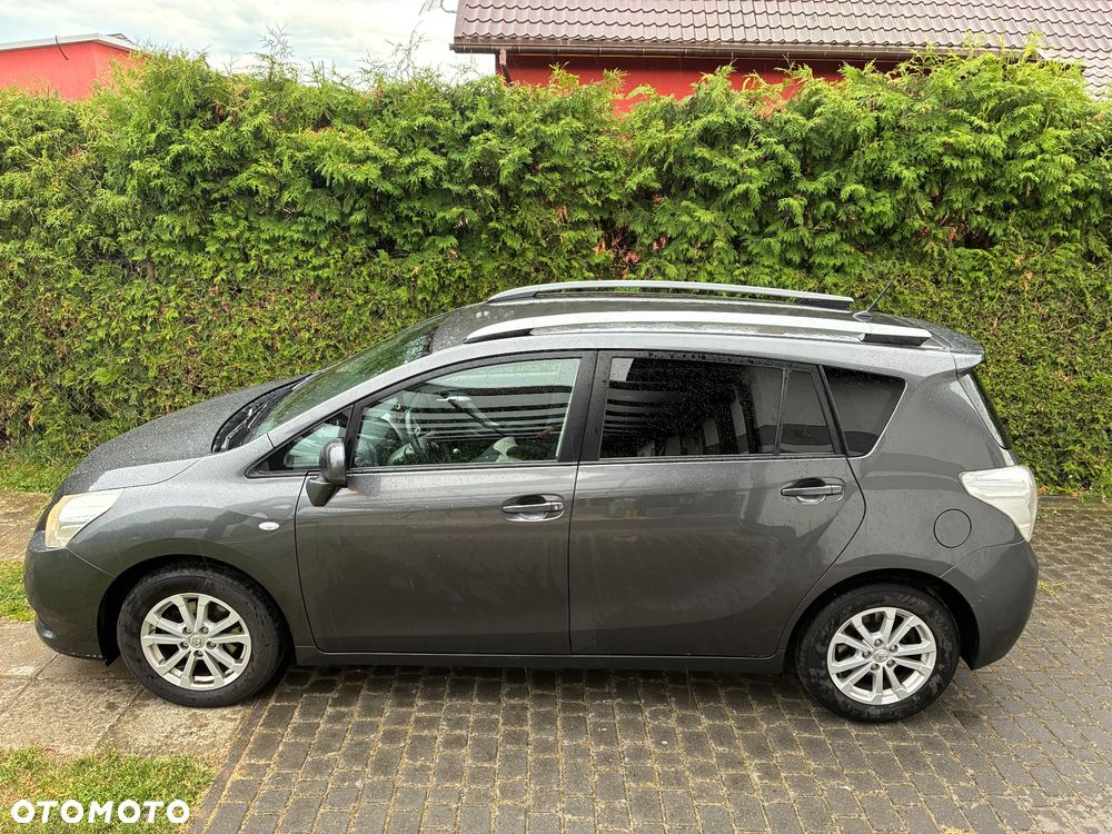 Toyota Verso 1.8 Premium 7os - 4