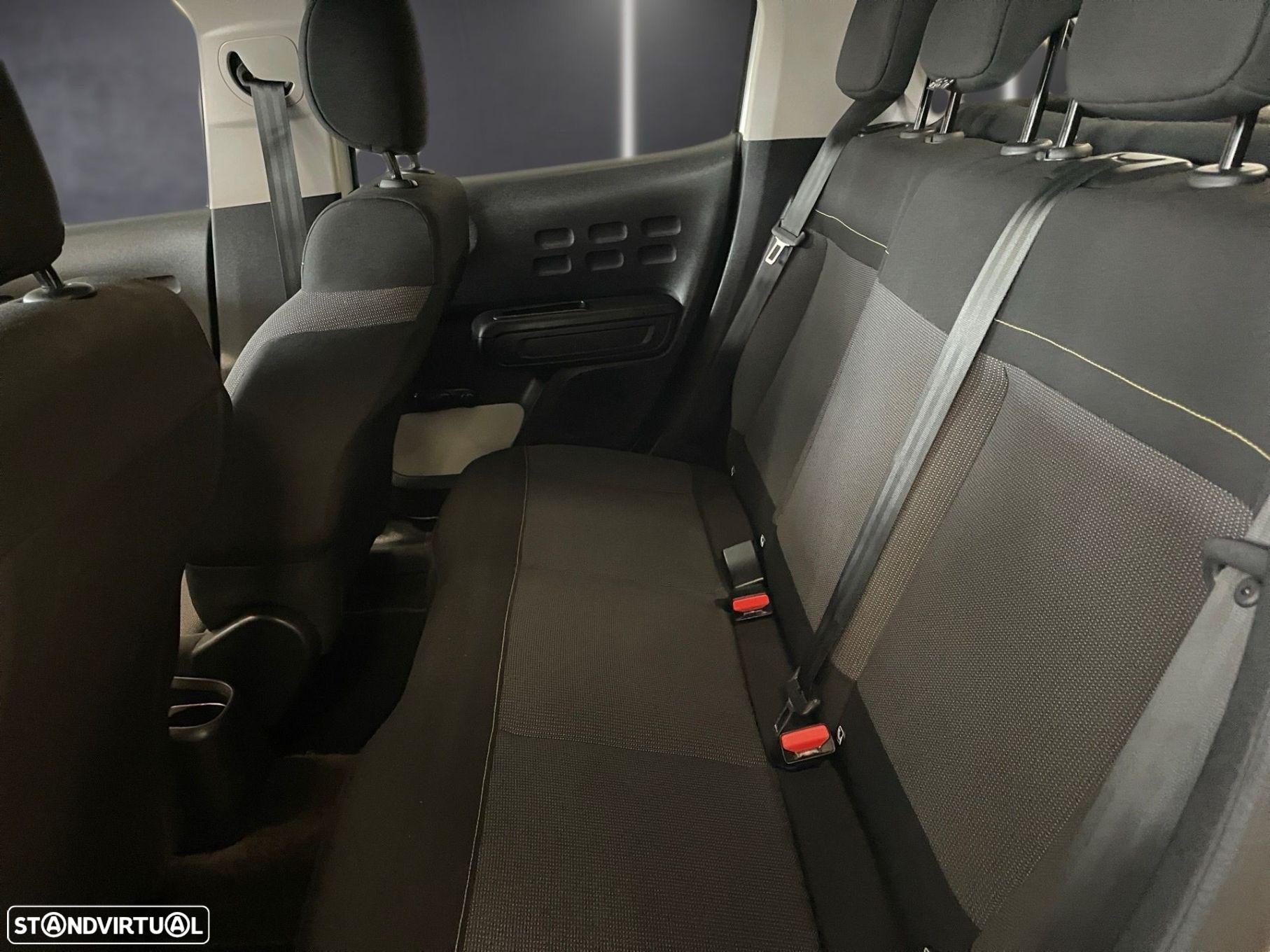 Citroën C3 1.2 PureTech C-Series - 23