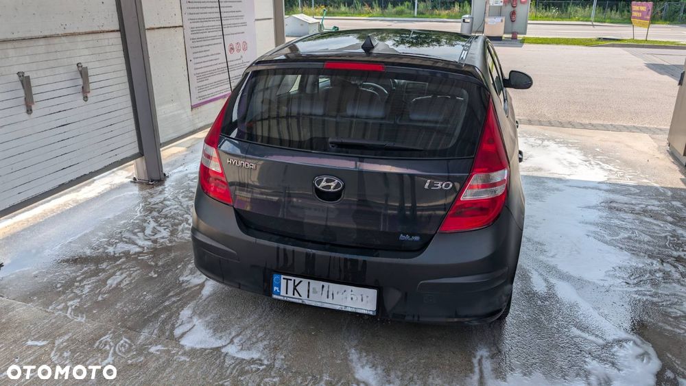 Hyundai i30 1.6 blue Comfort - 3