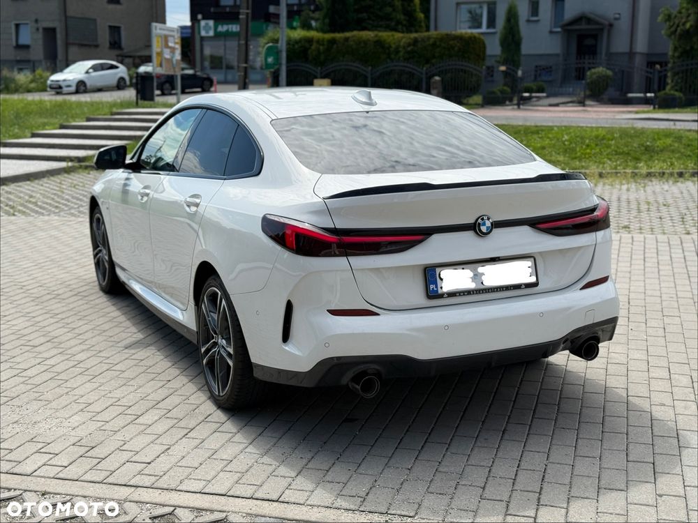 BMW Seria 2 218d - 4
