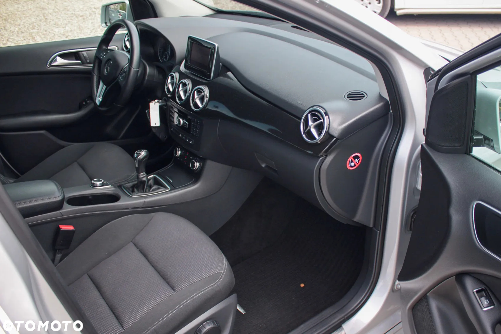 Mercedes-Benz Klasa B 180 (BlueEFFICIENCY) - 20
