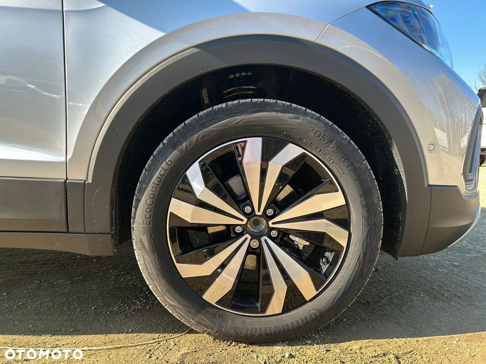 Volkswagen T-Cross - 3