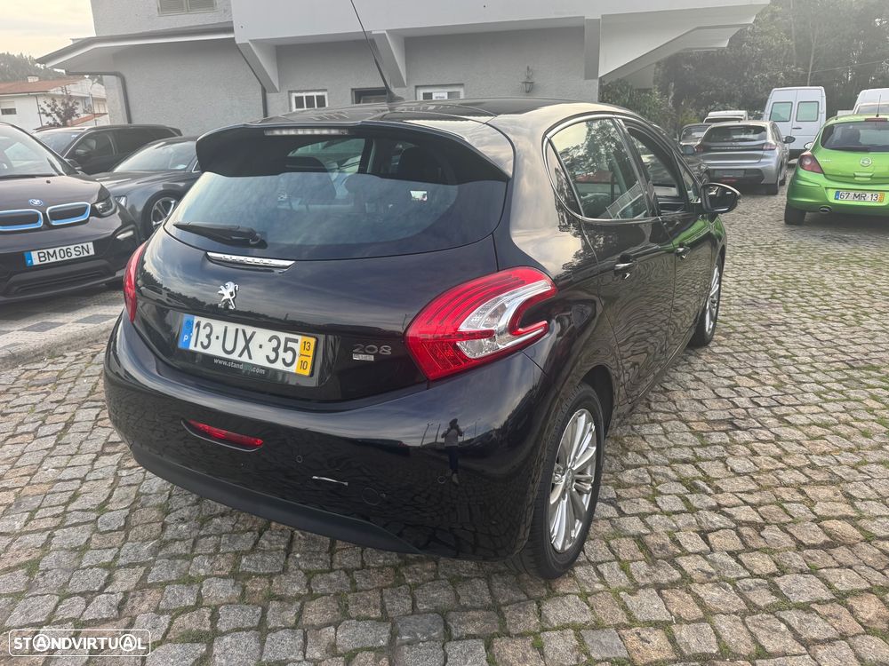 Peugeot 208 1.6 BlueHDi Allure - 4