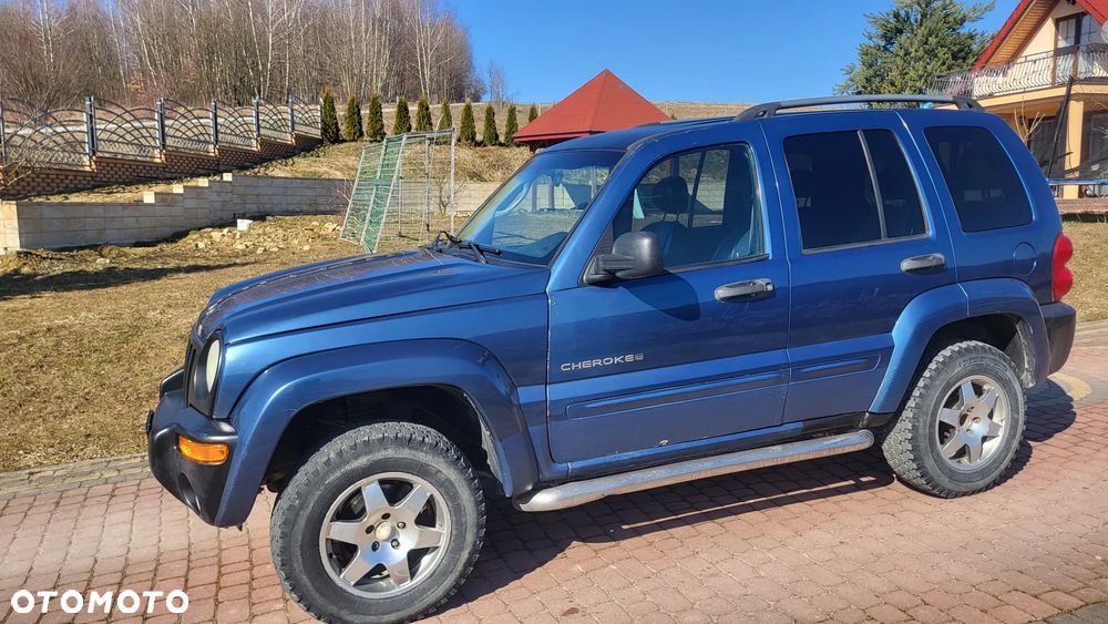 Jeep Cherokee - 3