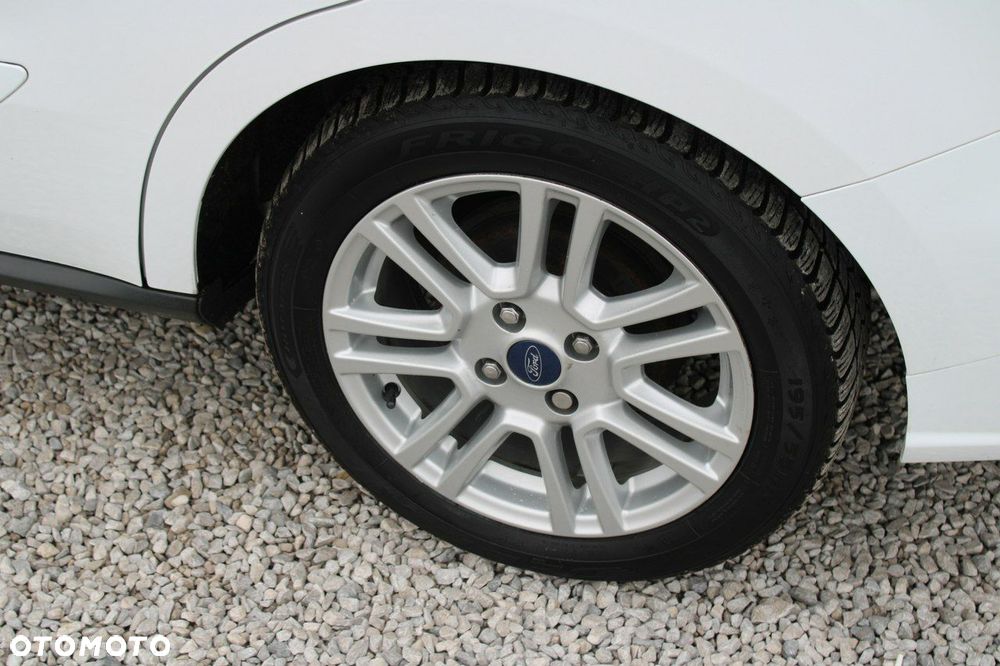 Ford Tourneo Courier - 10