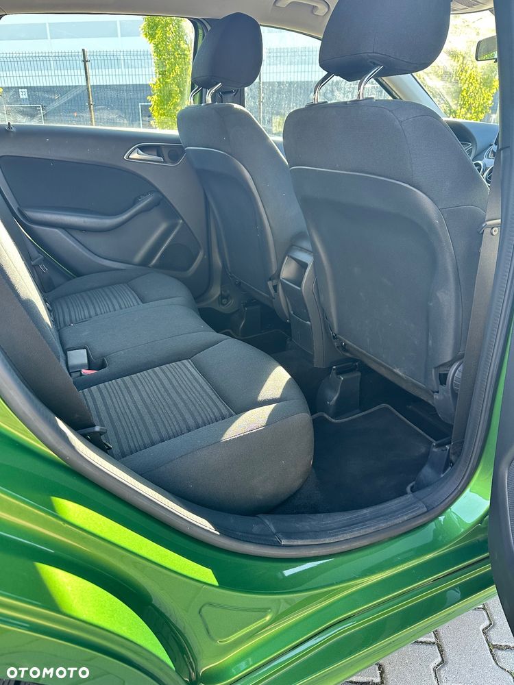 Mercedes-Benz Klasa B 180 7G-DCT - 16