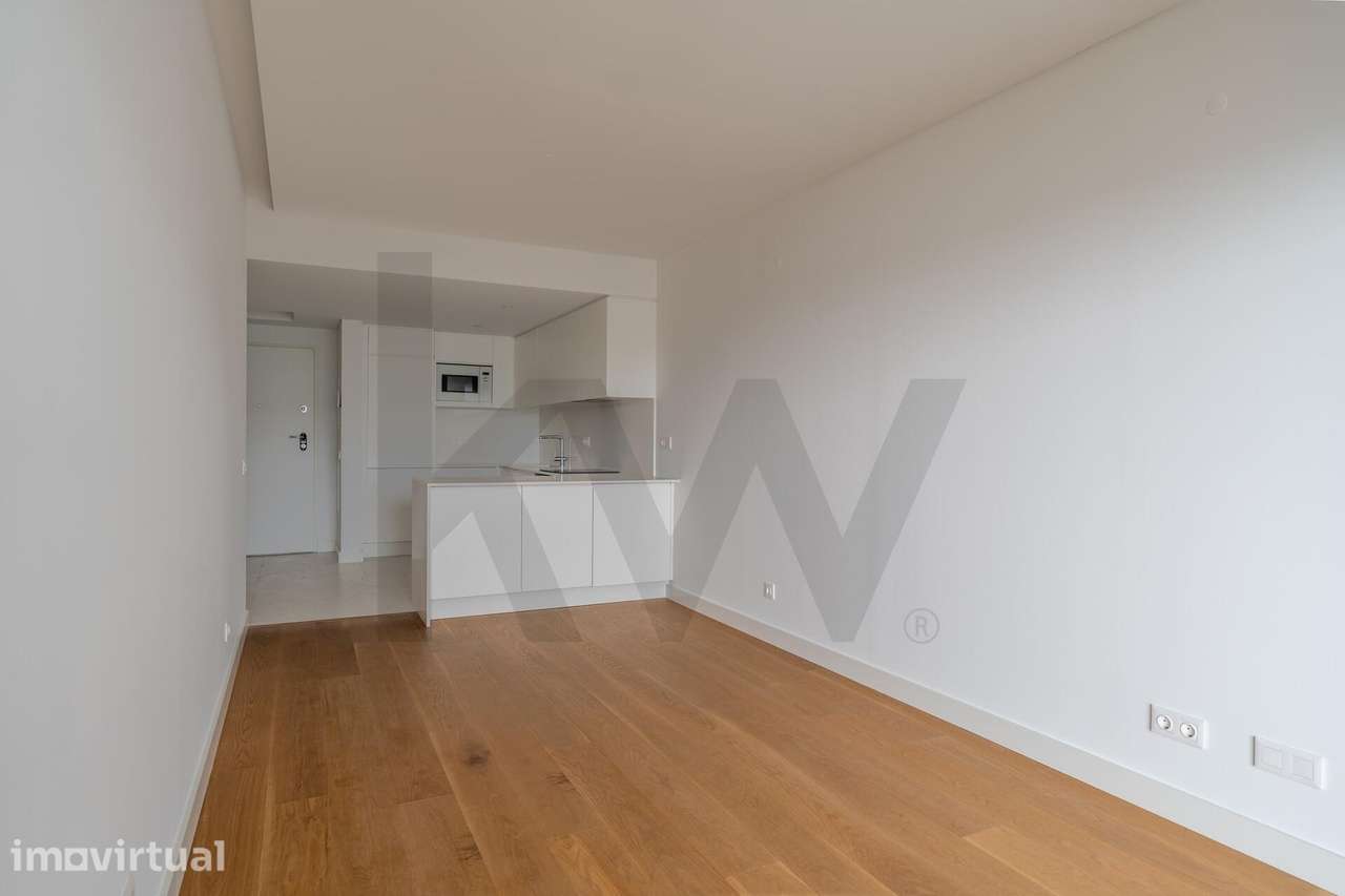 Viva o privilégio da Estrada Monumental num T2 no Aqua Residences Resi - Grande imagem: 4/18