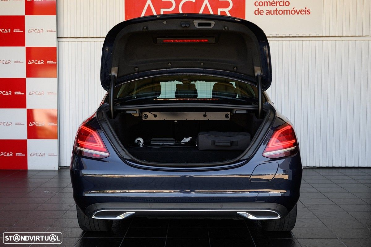 Mercedes-Benz C 300 de Avantgarde - 18