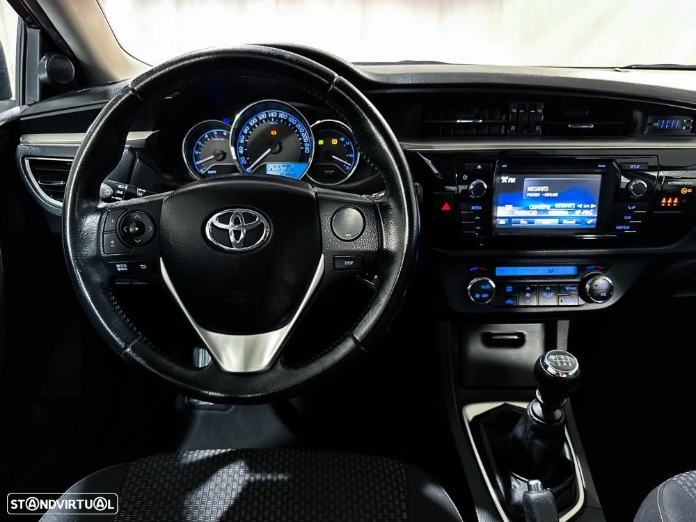 Toyota Corolla - 19