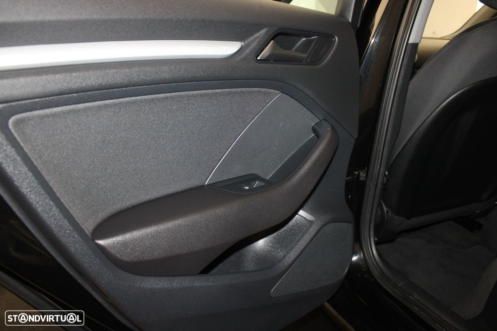 Audi A3 Sportback 1.6 TDI - 27