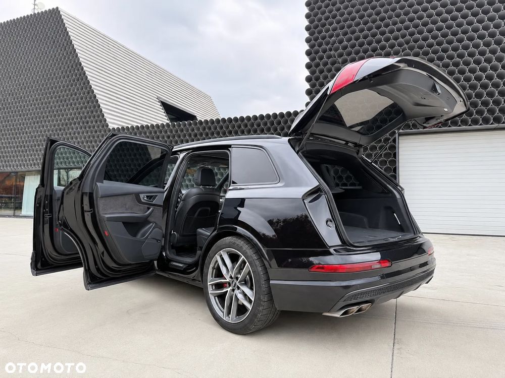 Audi SQ7 - 12