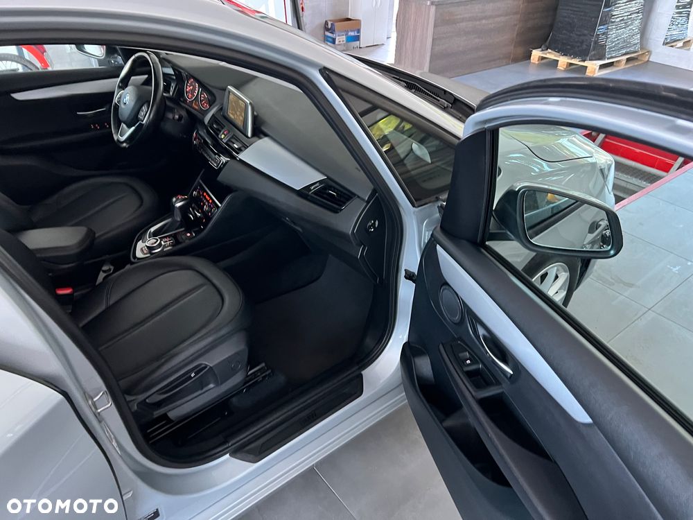 BMW Seria 2 218d Sport-Aut Luxury Line - 28