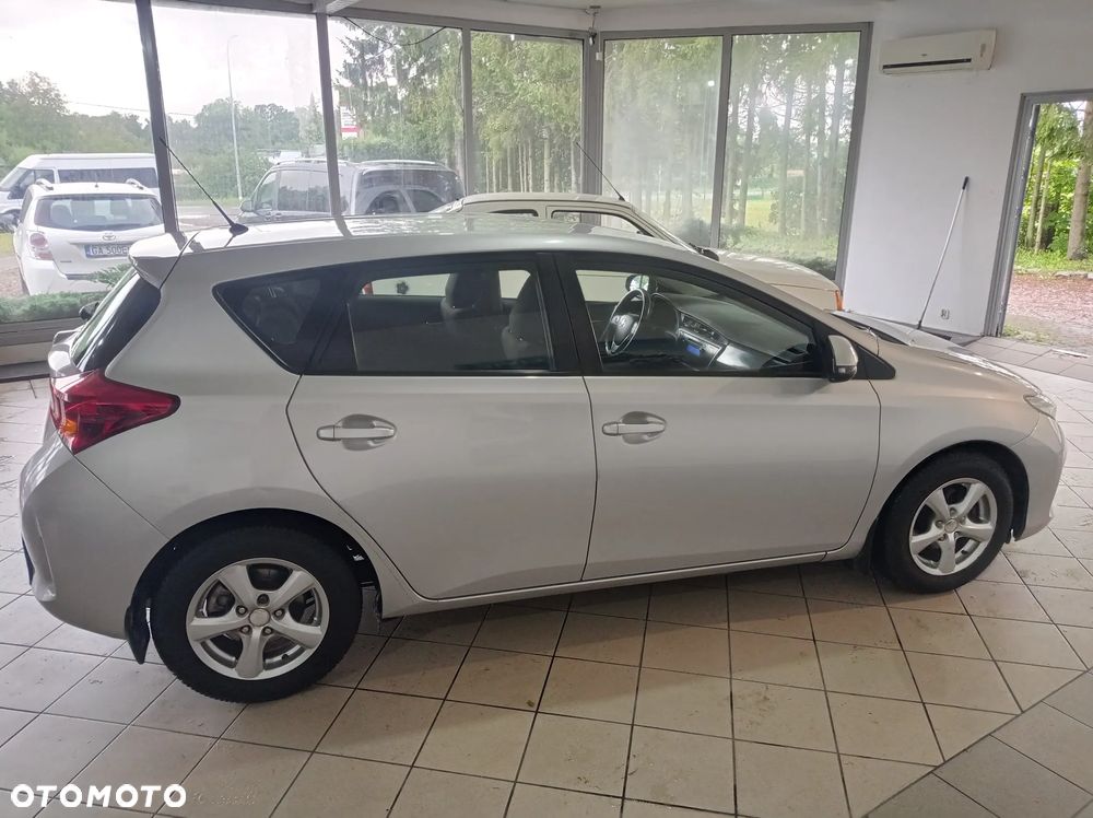Toyota Auris 1.33 VVT-i Active - 8
