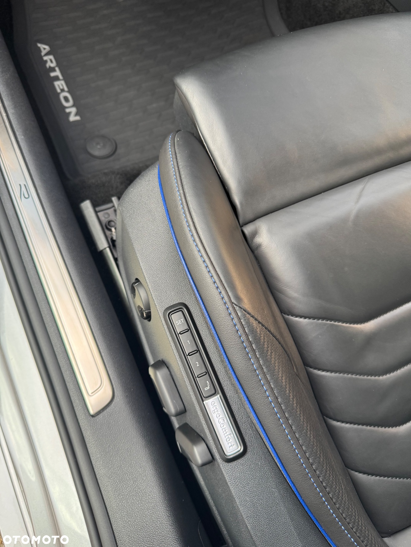 Volkswagen Arteon 2.0 TSI 4Motion R DSG - 11