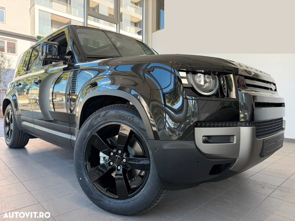 LAND ROVER Defender 2026 — imagine 18