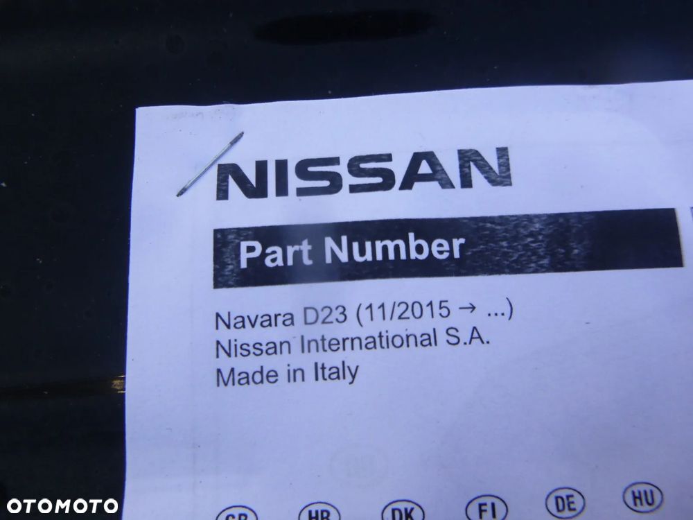 nissan navara d23 np300 zabudowa paki oryginał - 6