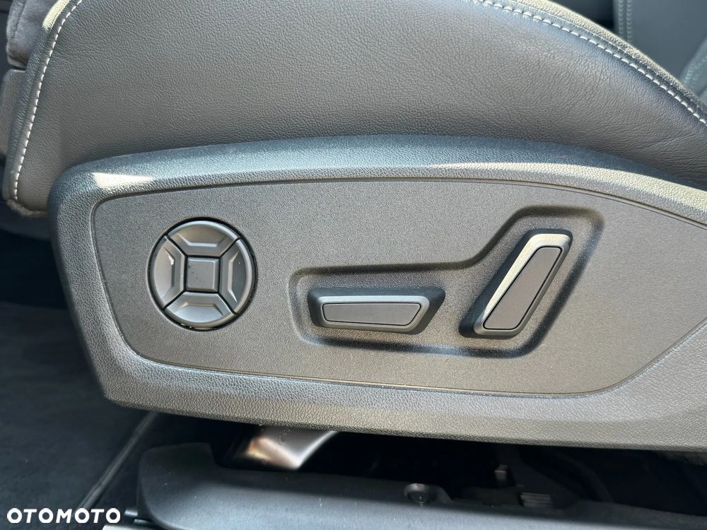 Audi Q4 Sportback e-tron 45 82kWh S Line Edition - 32