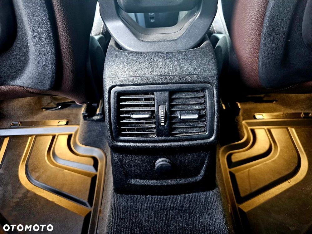 BMW X1 - 19