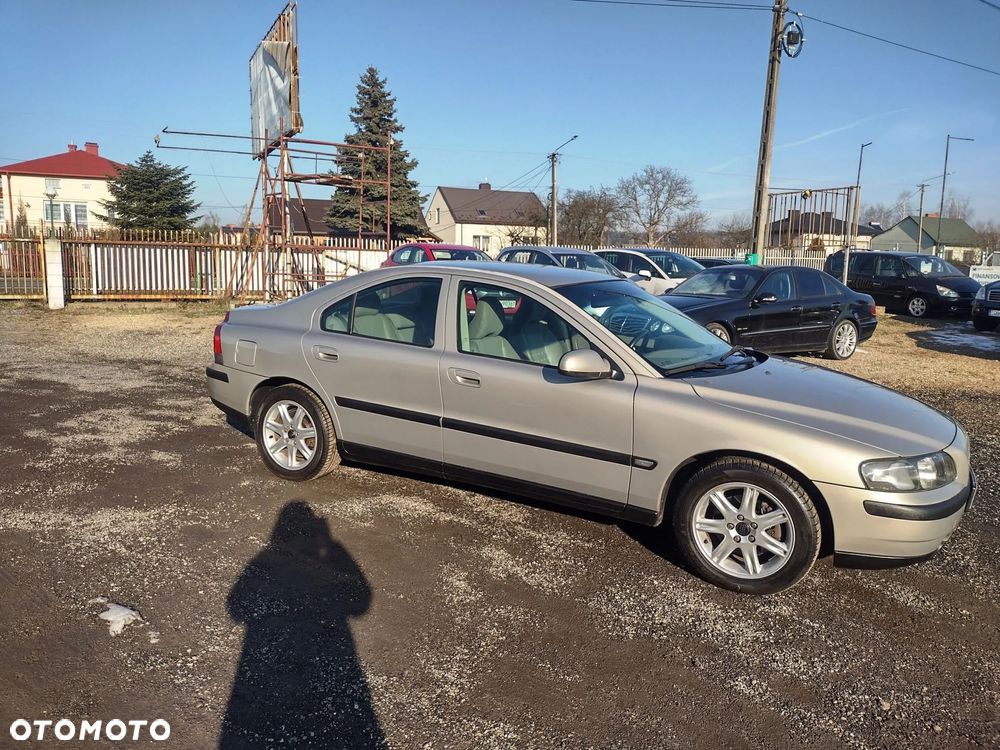 Volvo S60 2.4 Kinetic - 5