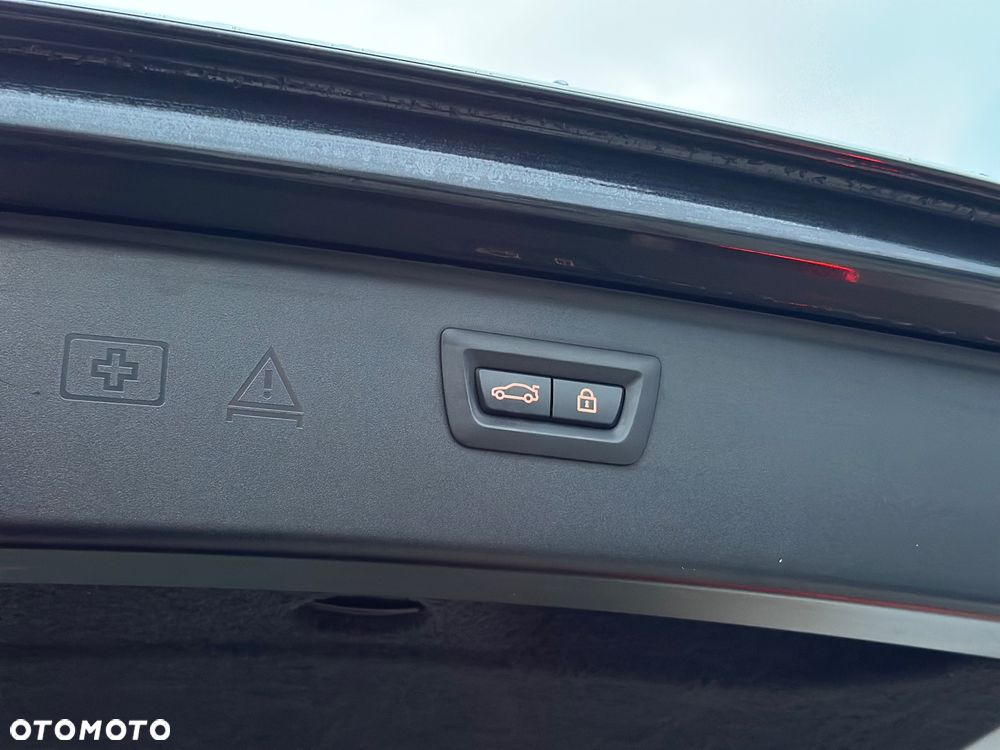 BMW Seria 5 520d Luxury Line - 7