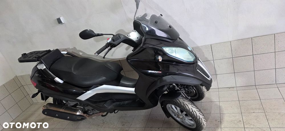 Piaggio MP-3 - 7